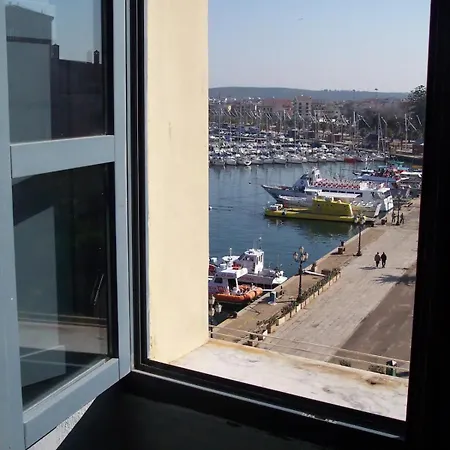 Sardinia Re - Alma Bohemien Vista Sul Porto * אלגהרו